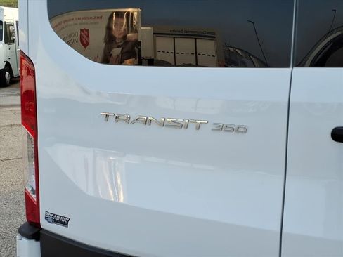 Used 2023 Ford Transit 350 XL image 24