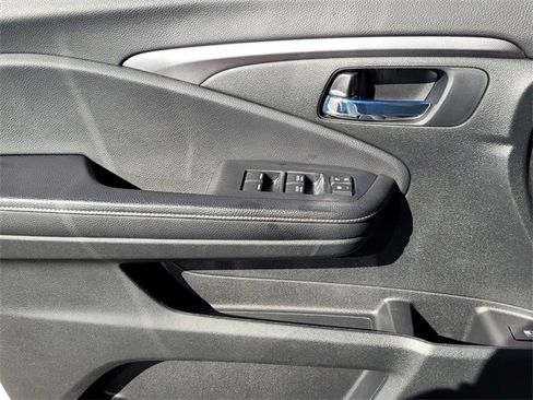 Used 2021 Honda Ridgeline Sport image 15