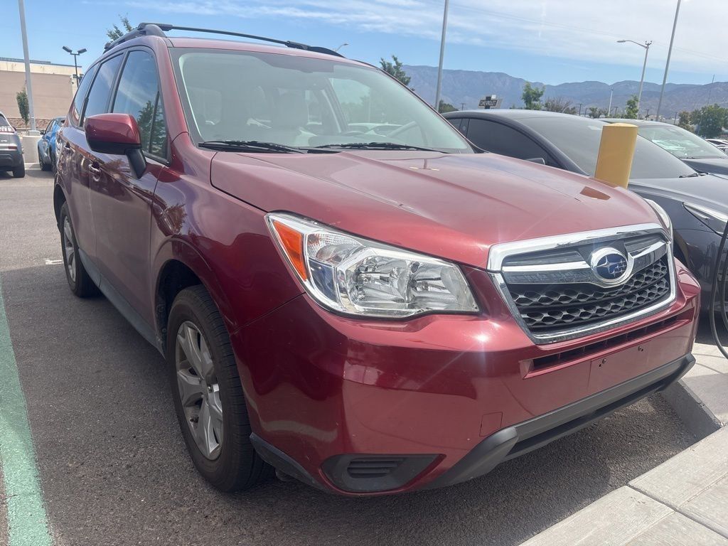 Used 2016 Subaru Forester 2.5i Premium AWD/4WD image 2