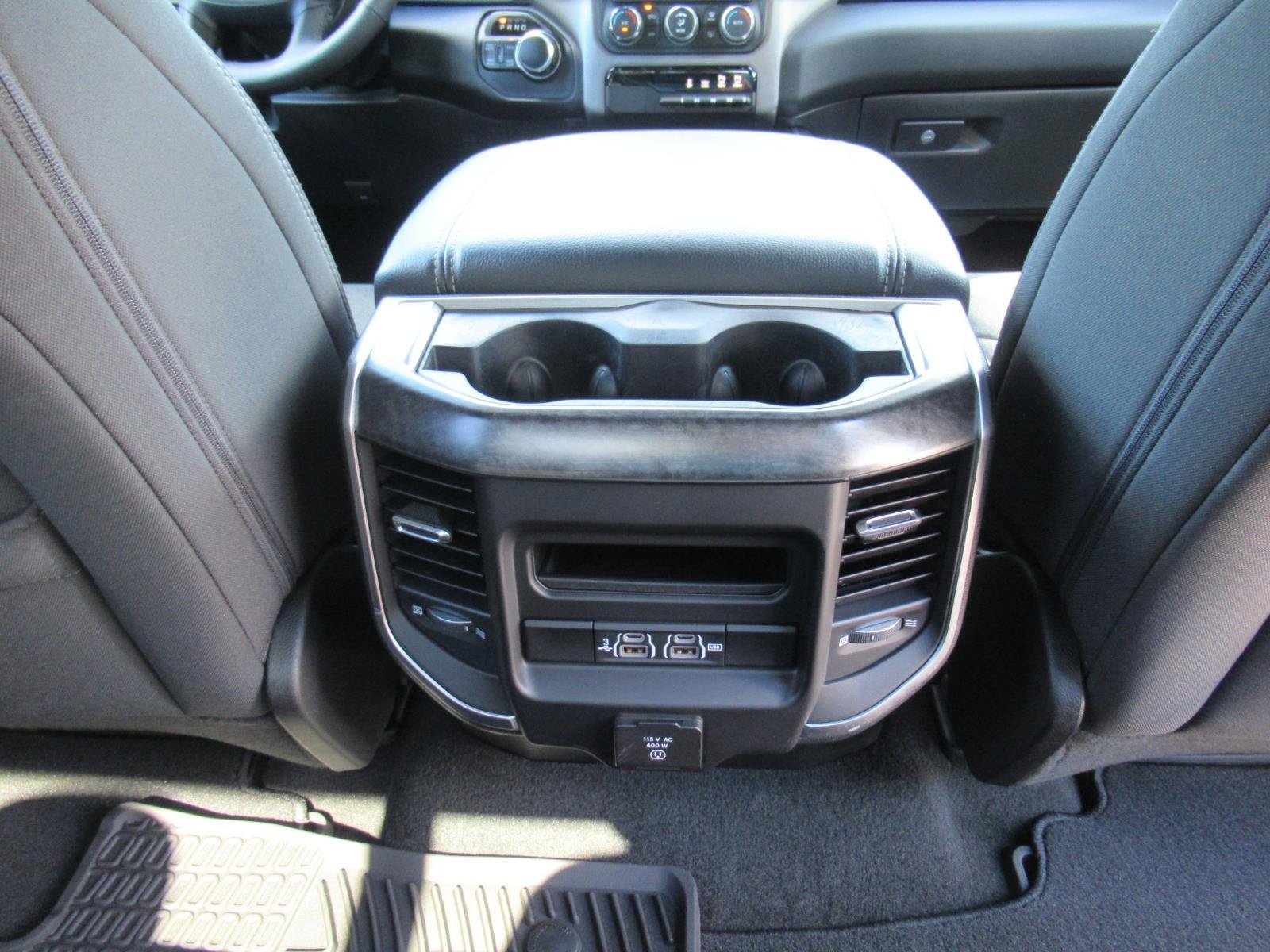 Used 2019 RAM 1500 4x4 Crew Cab image 34