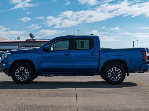 Used 2024 Nissan Frontier SL w/ Technology Package image 5