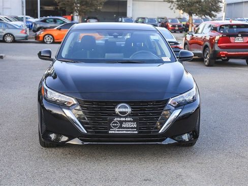 Used 2024 Nissan Sentra SV image 2