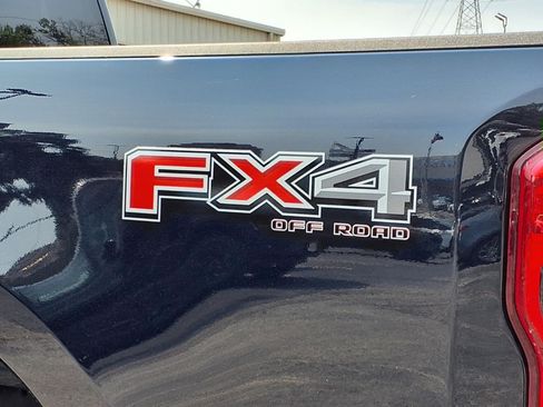 Certified 2025 Ford F250 XL w/ STX Appearance Package AWD/4WD image 11