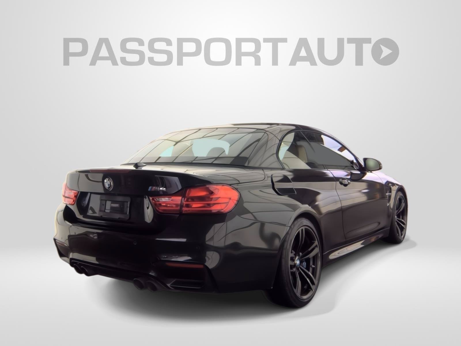 Used 2017 BMW M4 Convertible RWD image 2