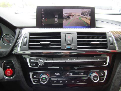 Used 2020 BMW M4 Coupe image 16