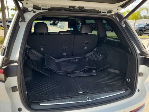 Used 2022 Jeep Grand Cherokee Overland w/ Luxury Tech Group IV image 7