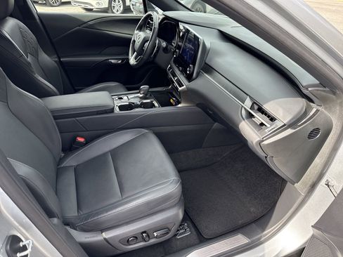 Used 2023 Lexus RX 350 Premium w/ Accessory Package (Z1) FWD image 34