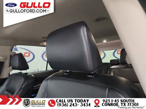 Used 2024 Ford Expedition XLT image 18