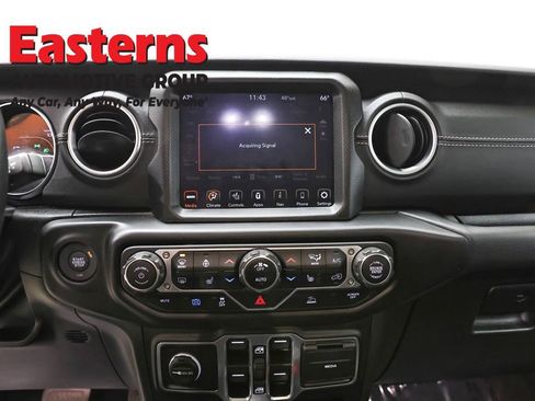 Used 2023 Jeep Wrangler Unlimited Sahara w/ Cold Weather Group image 12