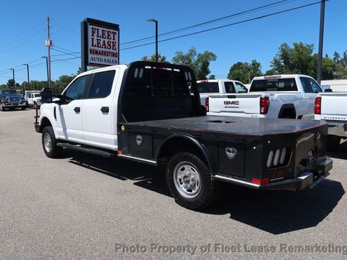 Used 2019 Ford F250 XL w/ Power Equipment Group image 3