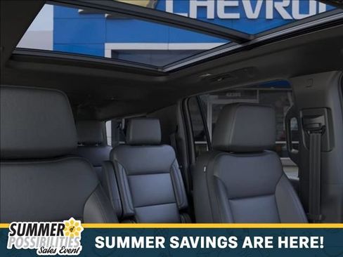 New 2026 Chevrolet Suburban Z71 w/ Comfort Package AWD/4WD image 24