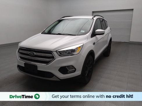 Used 2017 Ford Escape SE w/ Equipment Group 201A AWD/4WD image 1
