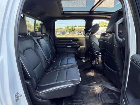 Used 2022 RAM 1500 Laramie AWD/4WD image 10