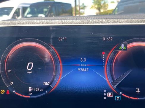 Used 2021 Mercedes-Benz GLE 350 image 25