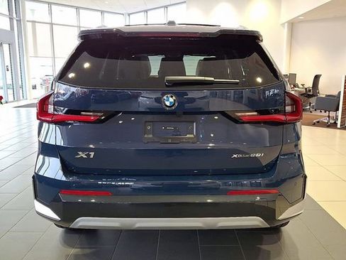 Used 2026 BMW X1 xDrive28i w/ Technology Package AWD/4WD image 5