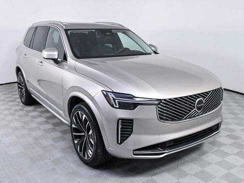 Certified 2025 Volvo XC90 T8 Core AWD/4WD image 25