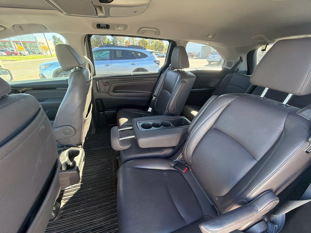 Used 2018 Honda Odyssey Elite image 9
