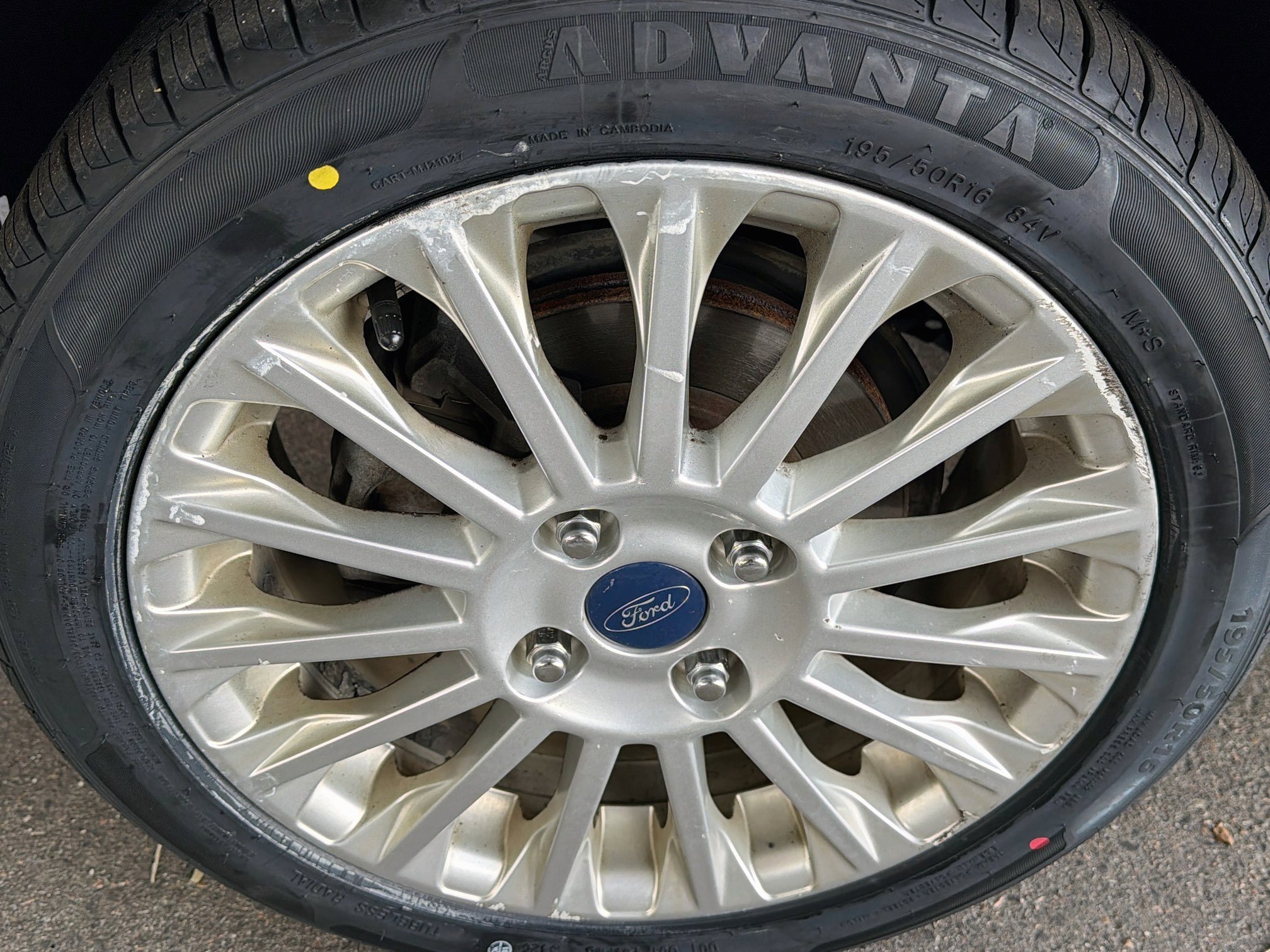 Used 2015 Ford Fiesta Titanium FWD image 11