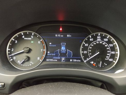 Used 2019 INFINITI QX50 Luxe w/ Navigation Package FWD image 23