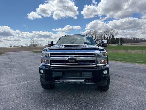 Used 2017 Chevrolet Silverado 2500 High Country w/ Duramax Plus Package image 2