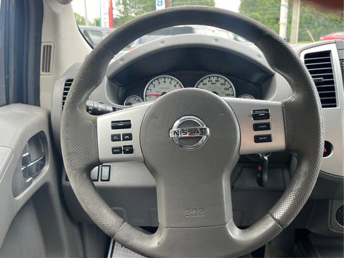 Used 2015 Nissan Frontier Desert Runner RWD image 18
