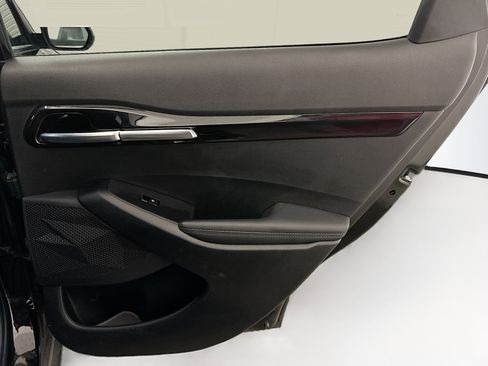 Used 2024 Kia Seltos EX image 32