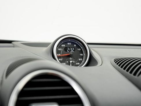 Used 2025 Porsche 718 Boxster image 18