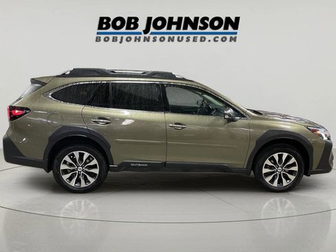 Used 2023 Subaru Outback Touring XT image 9