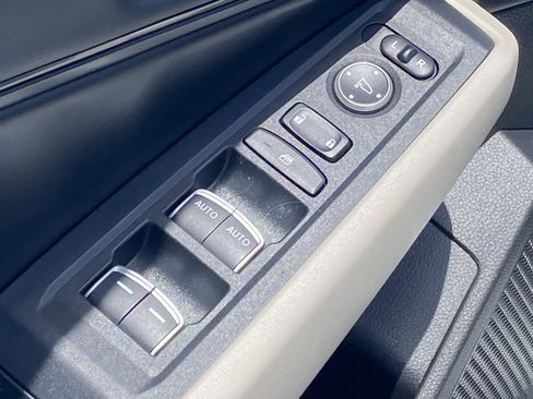 Used 2024 Honda Accord EX image 29
