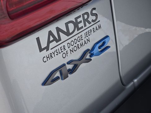 Used 2023 Jeep Wrangler Unlimited Rubicon 4xe w/ Steel Bumper Group image 14