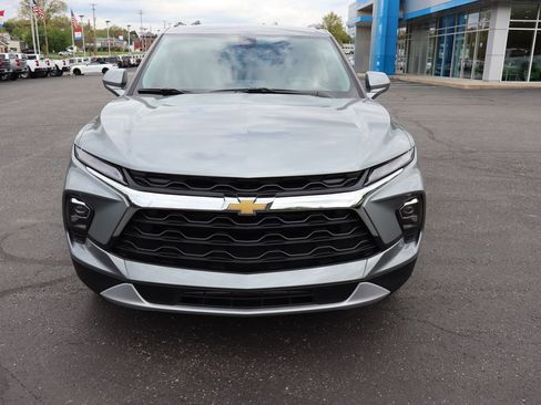 New 2026 Chevrolet Blazer LT w/ Convenience Package AWD/4WD image 24