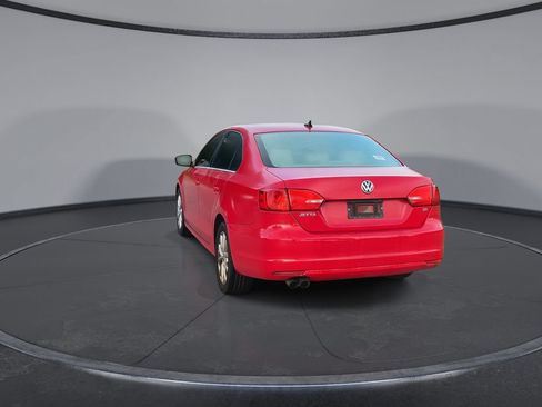 Used 2014 Volkswagen Jetta SE FWD image 7