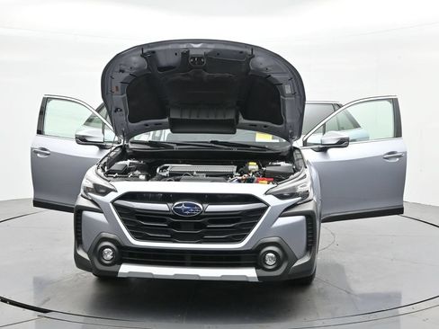 Used 2024 Subaru Outback Touring XT AWD/4WD image 39