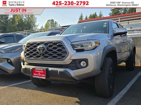 Certified 2021 Toyota Tacoma TRD Off-Road w/ TRD Premium Off Road Package AWD/4WD image 1