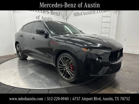 Used 2022 Maserati Levante Trofeo AWD/4WD image 1