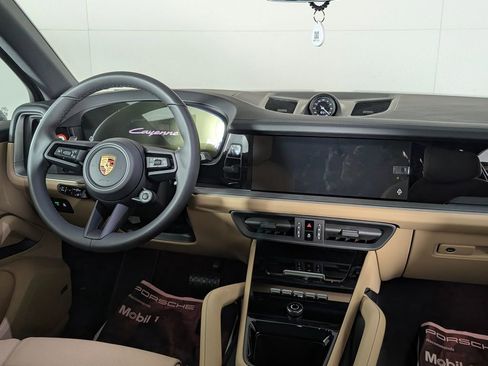 New 2026 Porsche Cayenne E-Hybrid image 22