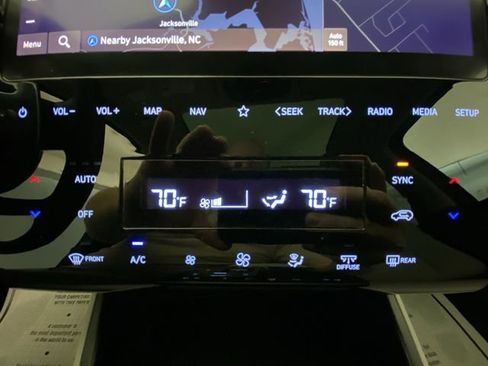Used 2023 Hyundai Tucson Limited AWD/4WD image 19