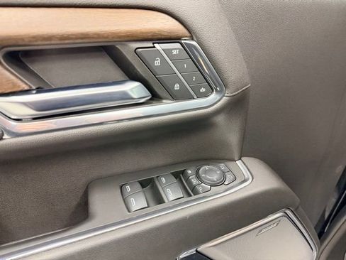 Certified 2024 Chevrolet Silverado 2500 High Country w/ Technology Package image 23