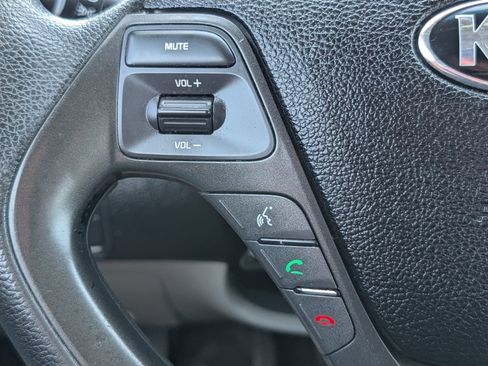 Used 2015 Kia Forte LX image 19