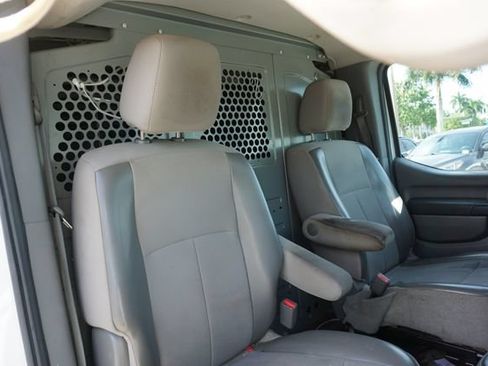 Used 2015 Nissan NV 1500 SV RWD image 2