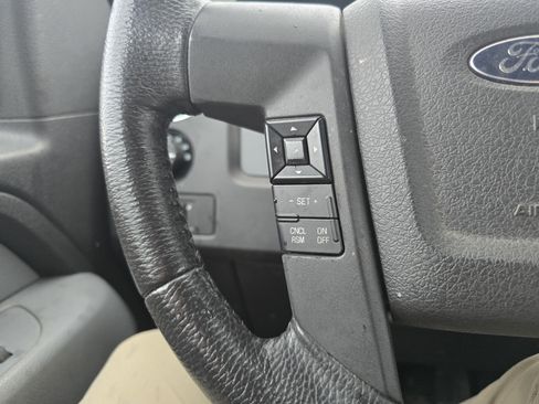 Used 2014 Ford F150 XLT w/ Equipment Group 302A Luxury AWD/4WD image 16
