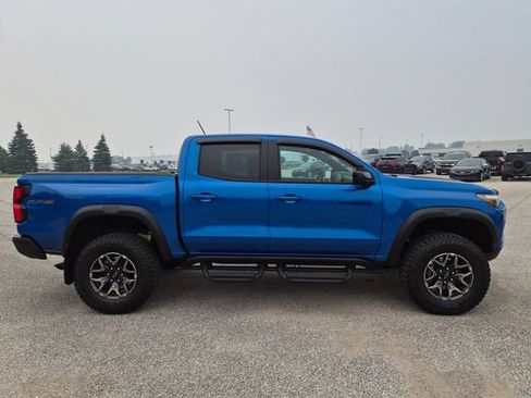 Used 2023 Chevrolet Colorado ZR2 w/ ZR2 Convenience Package III AWD/4WD image 5