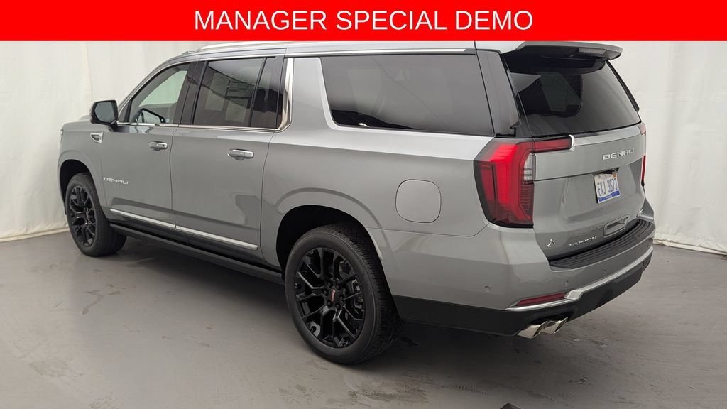 Used 2026 GMC Yukon XL Denali w/ Denali Reserve Package AWD/4WD image 5