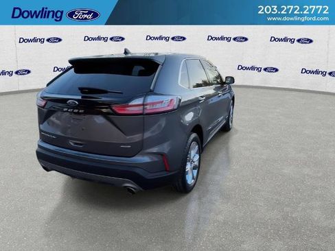 Certified 2022 Ford Edge Titanium image 3