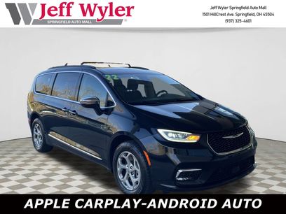 Used 2022 Chrysler Pacifica Limited