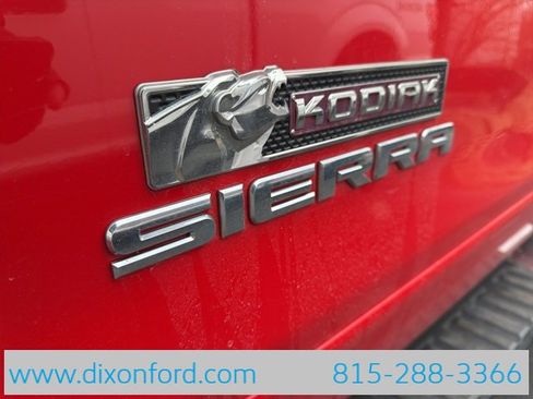 Used 2017 GMC Sierra 1500 SLE image 9