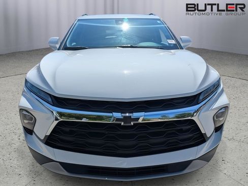 Used 2024 Chevrolet Blazer LT w/ Convenience Package FWD image 11