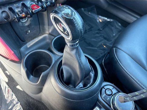 Used 2019 MINI Cooper Convertible image 16