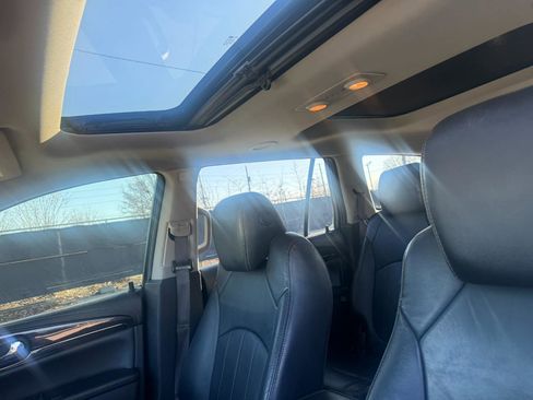 Used 2015 Buick Enclave Leather image 16
