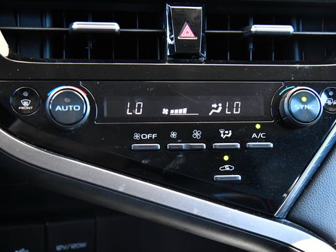 Used 2024 Toyota Camry SE FWD image 22